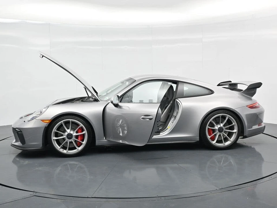 2018 Porsche 991 GT3 - Image 23 of 27
