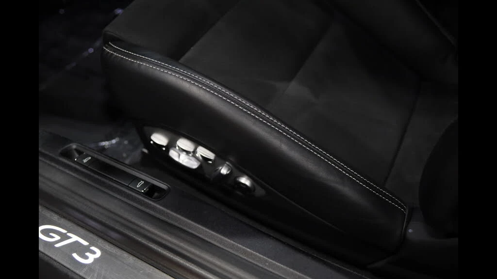 2018 Porsche 991 GT3 - Image 17 of 31