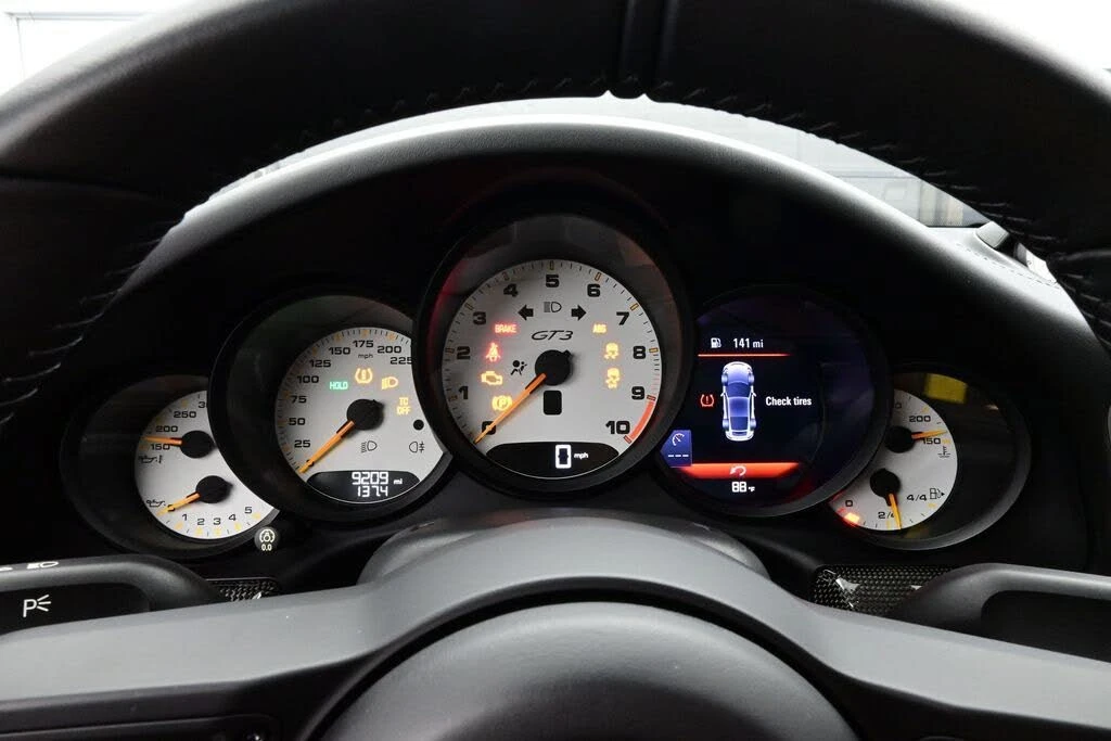 2018 Porsche 991 GT3 - Image 9 of 29