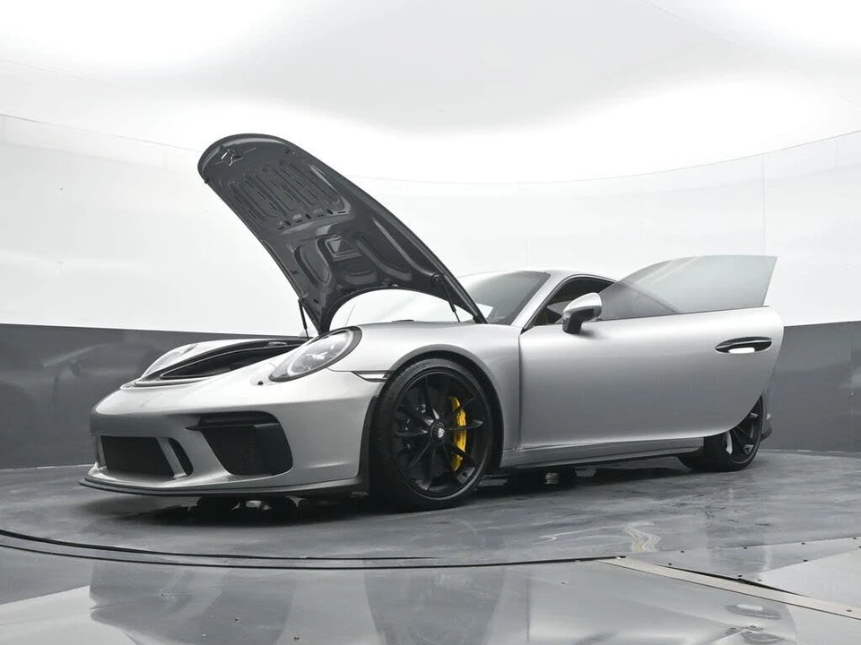 2018 Porsche 991 GT3 - Image 26 of 29