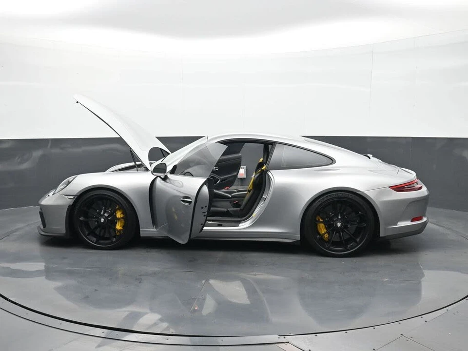 2018 Porsche 991 GT3 - Image 25 of 29