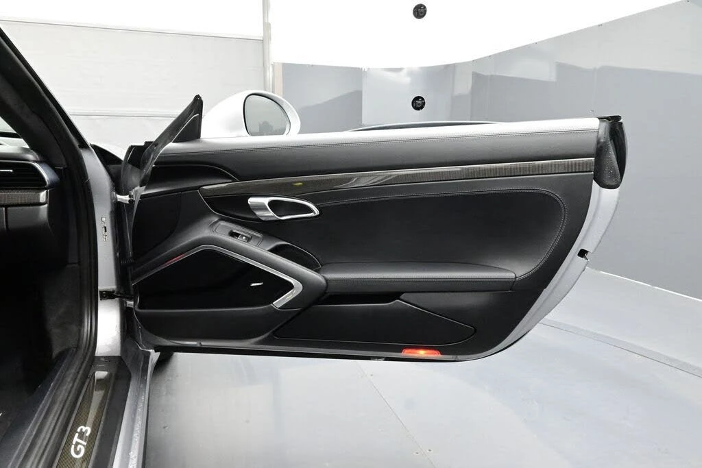 2018 Porsche 991 GT3 - Image 15 of 29