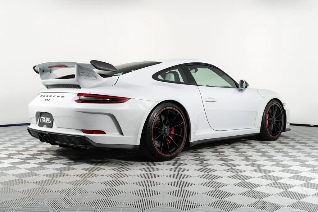 2018 Porsche 991 GT3 - Image 9 of 31