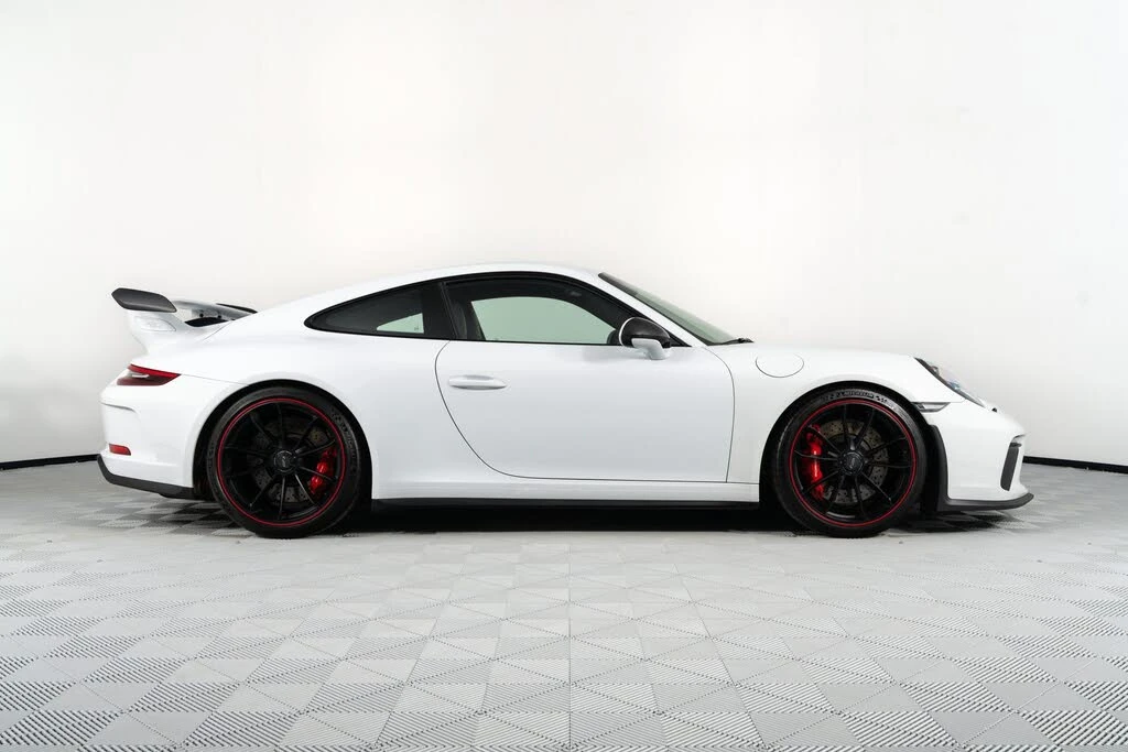 2018 Porsche 991 GT3 - Image 26 of 31