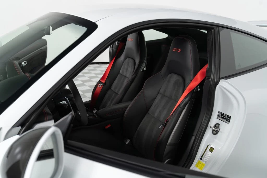 2018 Porsche 991 GT3 - Image 5 of 31