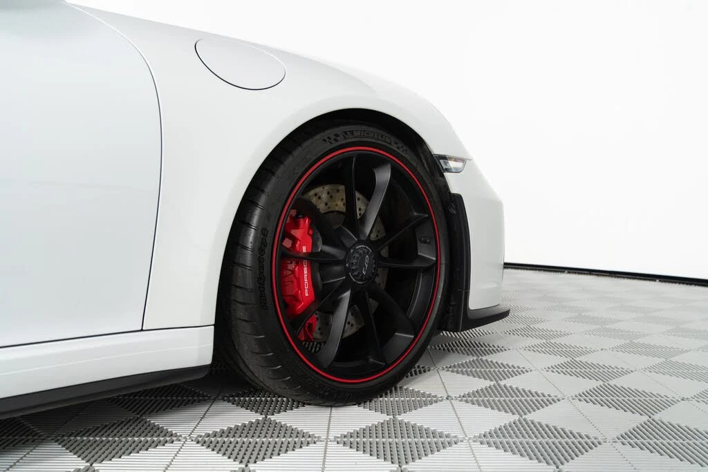 2018 Porsche 991 GT3 - Image 27 of 31