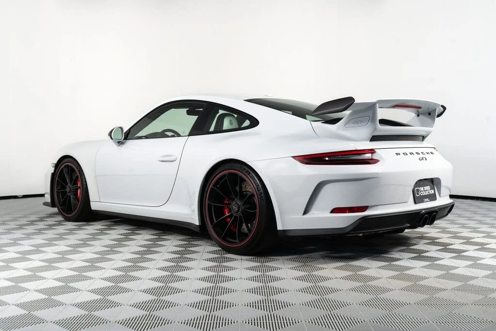 2018 Porsche 991 GT3 - Image 2 of 31