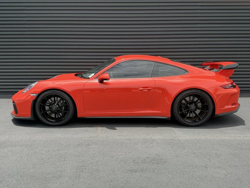 2018 Porsche 991 GT3 - Image 2 of 26