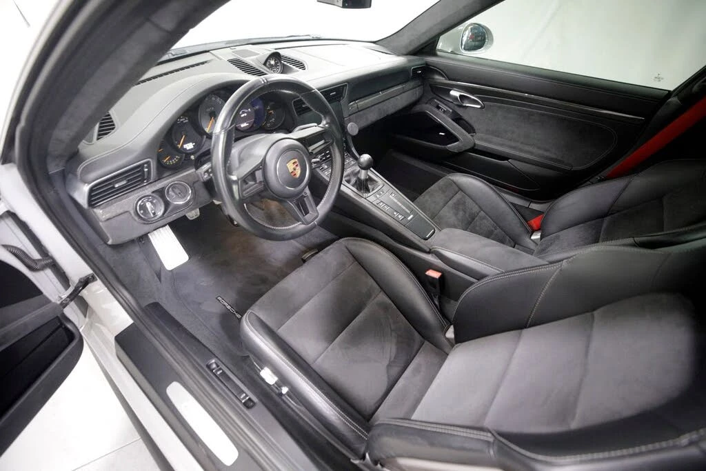 2018 Porsche 991 GT3 - Image 6 of 31