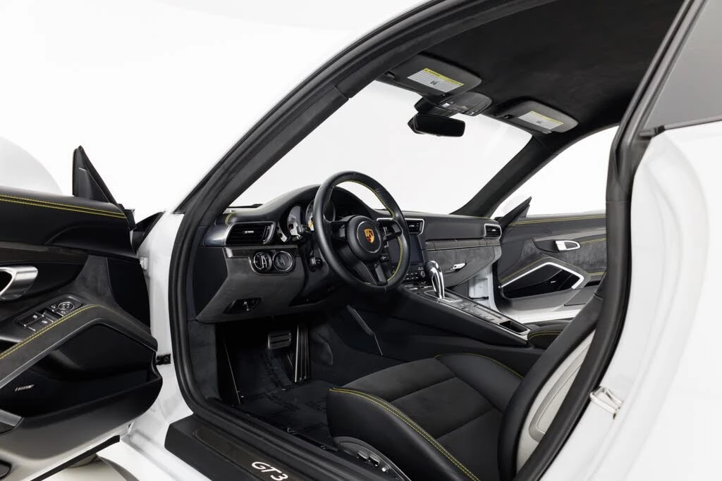 2018 Porsche 991 GT3 - Image 14 of 31