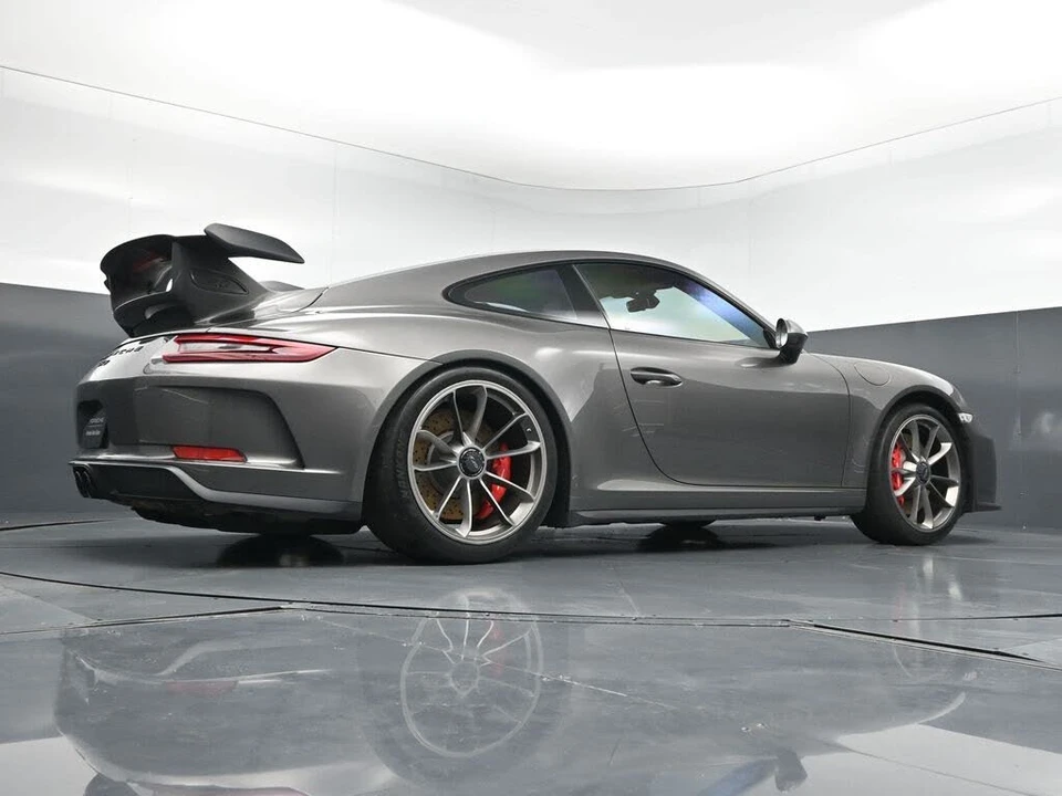 2018 Porsche 991 GT3 - Image 27 of 31