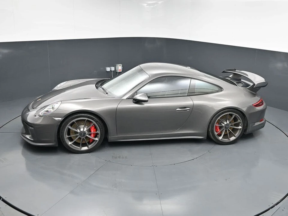 2018 Porsche 991 GT3 - Image 16 of 31