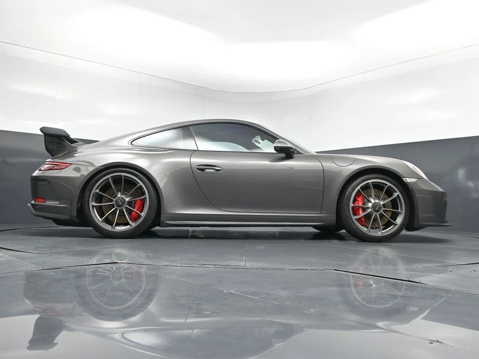2018 Porsche 991 GT3 - Image 28 of 31