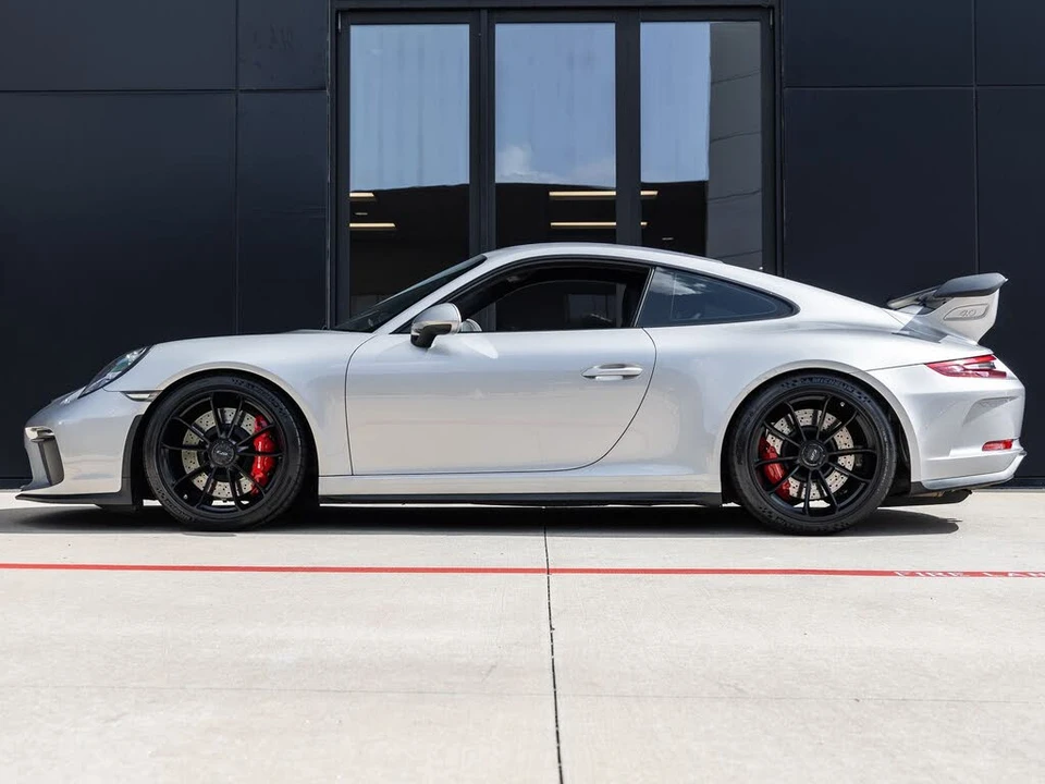2018 Porsche 991 GT3 - Image 2 of 31