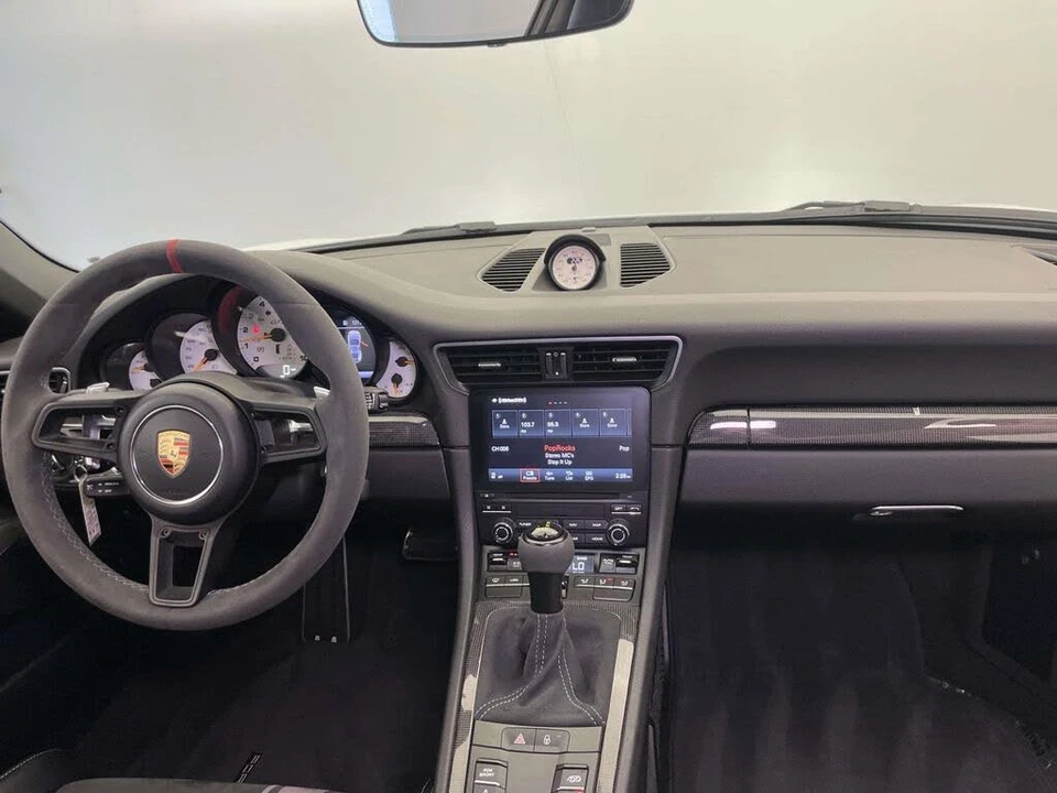 2018 Porsche 991 GT3 - Image 21 of 31