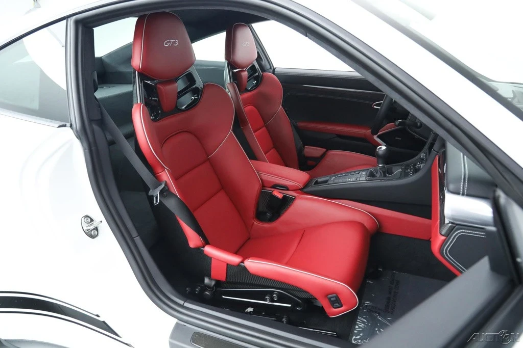 2018 Porsche 991 GT3 - Image 18 of 21