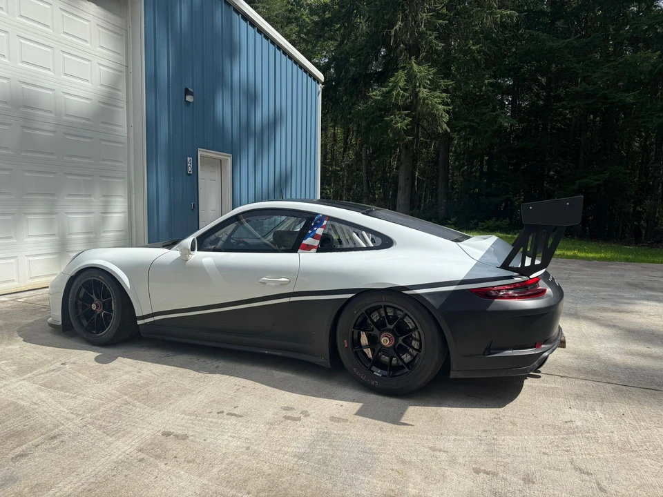 2018 Porsche 991 GT3 - Image 4 of 25