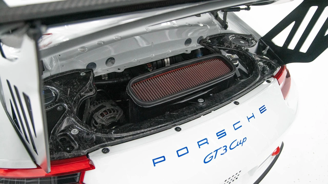 2018 Porsche 991 GT3 - Image 14 of 31
