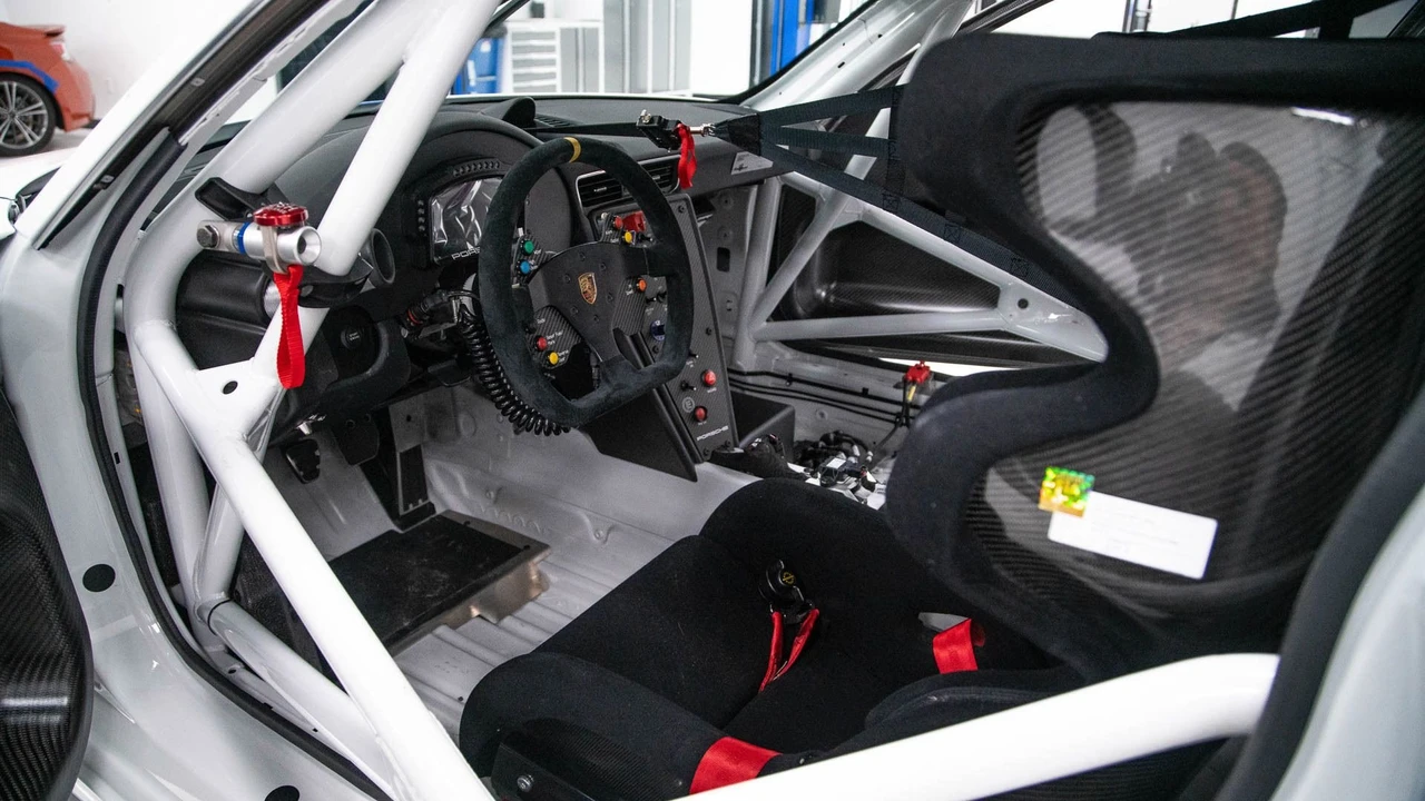 2018 Porsche 991 GT3 - Image 26 of 31