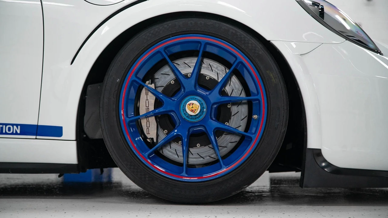 2018 Porsche 991 GT3 - Image 30 of 31