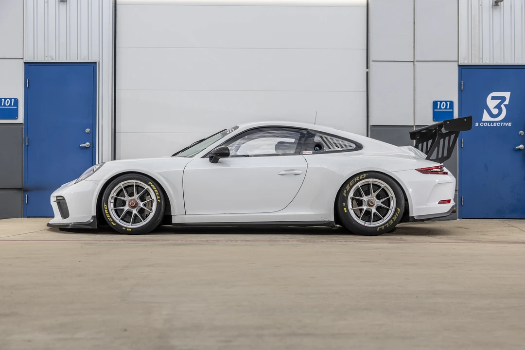 2018 Porsche 991 GT3 - Image 5 of 31
