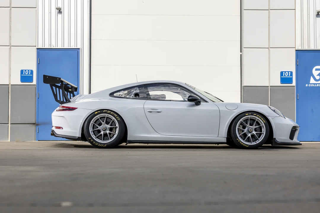 2018 Porsche 991 GT3 - Image 9 of 31