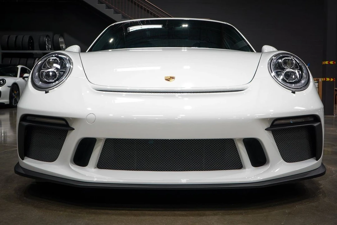 2018 Porsche - Image 8 of 31
