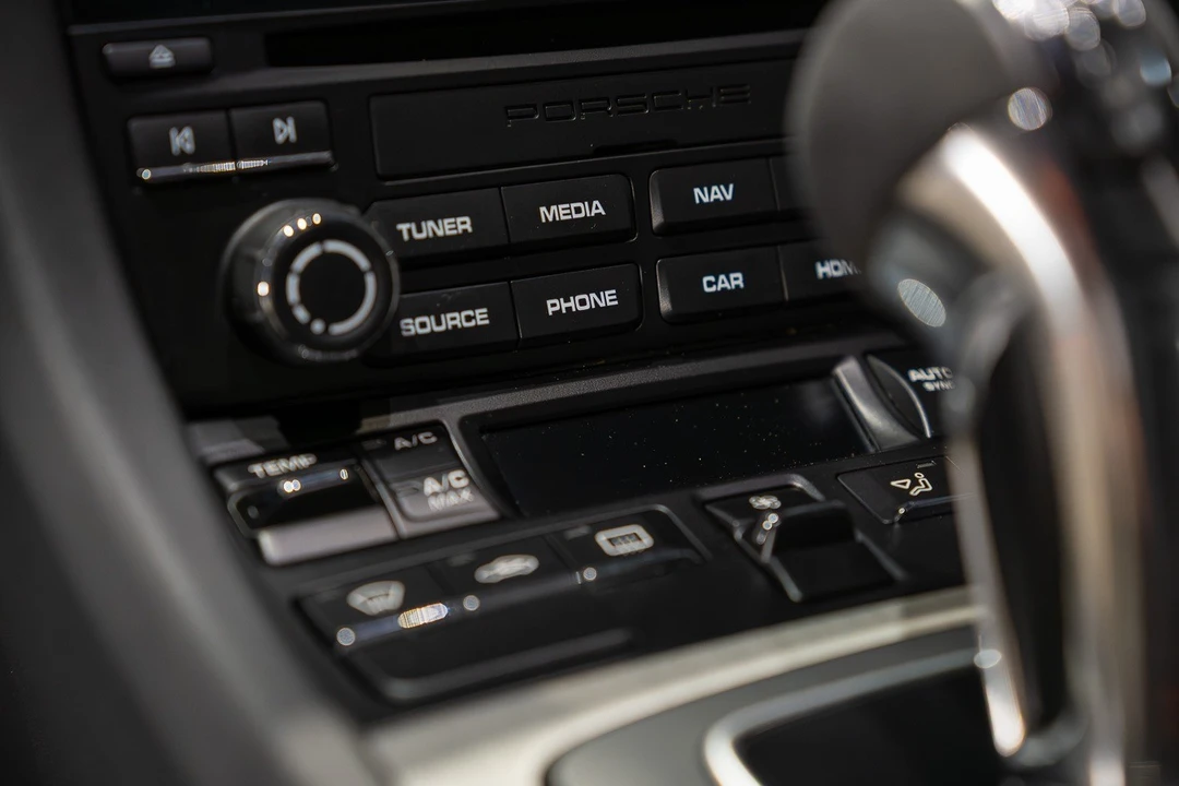 2018 Porsche 991 GT3 - Image 25 of 31