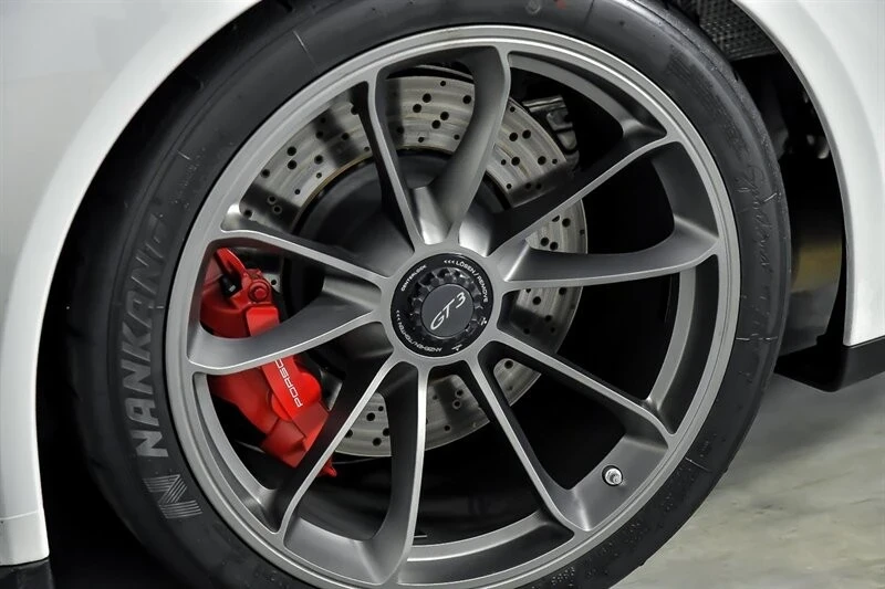 2018 Porsche 991 GT3 - Image 19 of 21