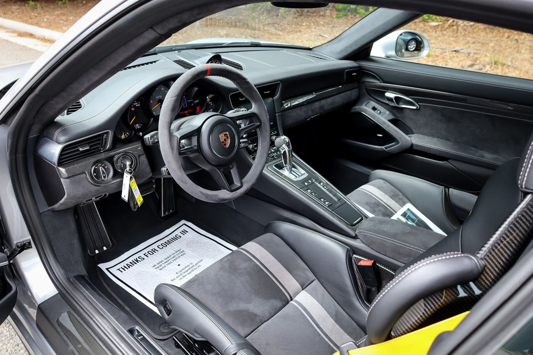 2018 Porsche 991 GT3 - Image 9 of 17