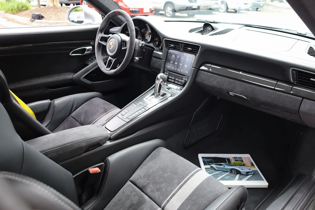 2018 Porsche 991 GT3 - Image 15 of 17