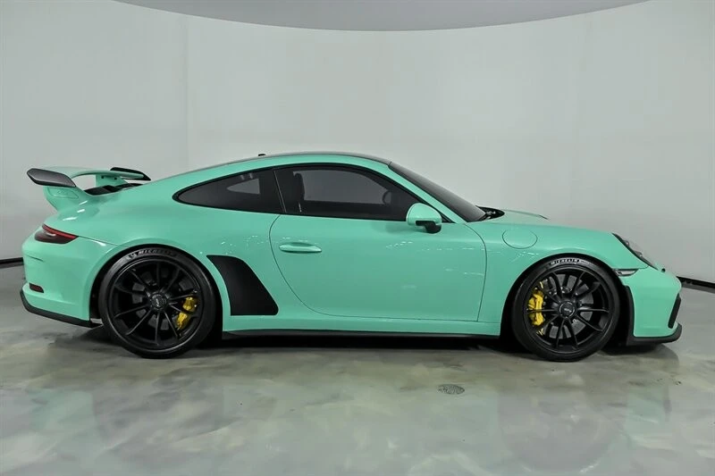2018 Porsche - Image 11 of 31