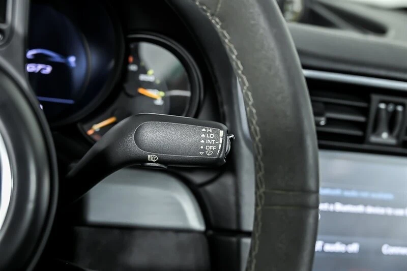 2018 Porsche - Image 22 of 31