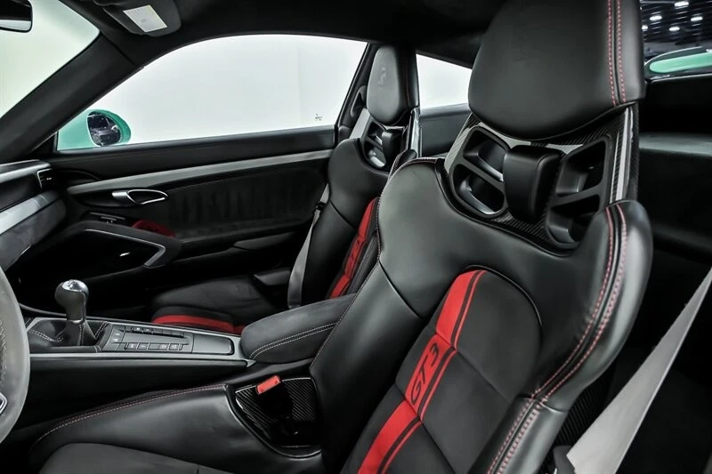 2018 Porsche - Image 16 of 31