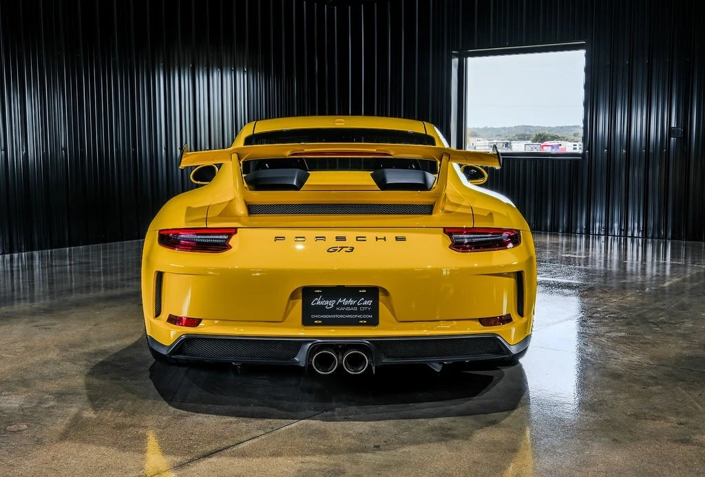 2018 Porsche 991 GT3 - Image 3 of 31