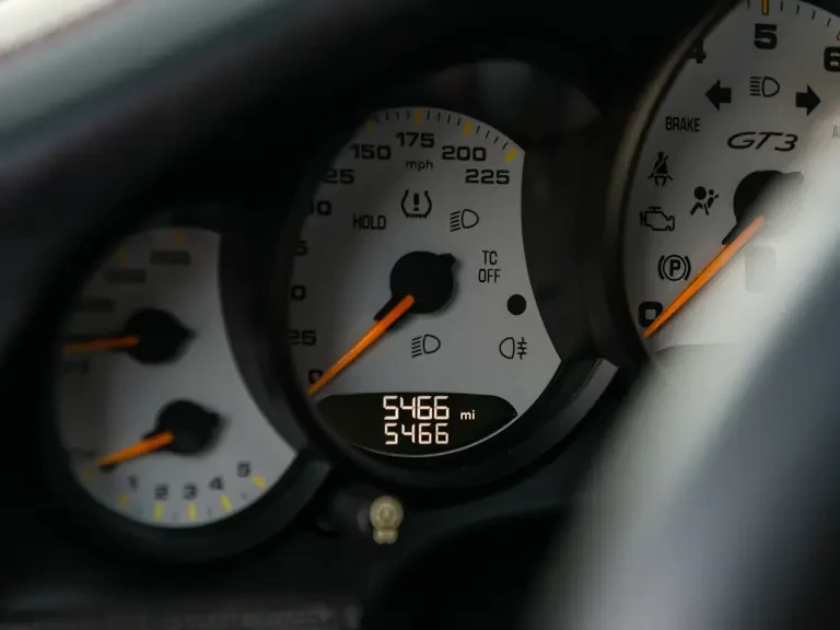 2018 Porsche 991 GT3 - Image 25 of 31