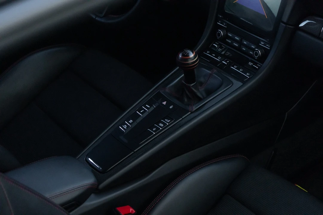 2018 Porsche 991 GT3 Touring - Image 25 of 31