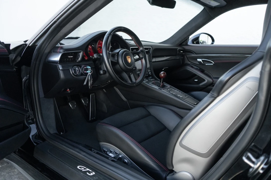 2018 Porsche 991 GT3 Touring - Image 5 of 31