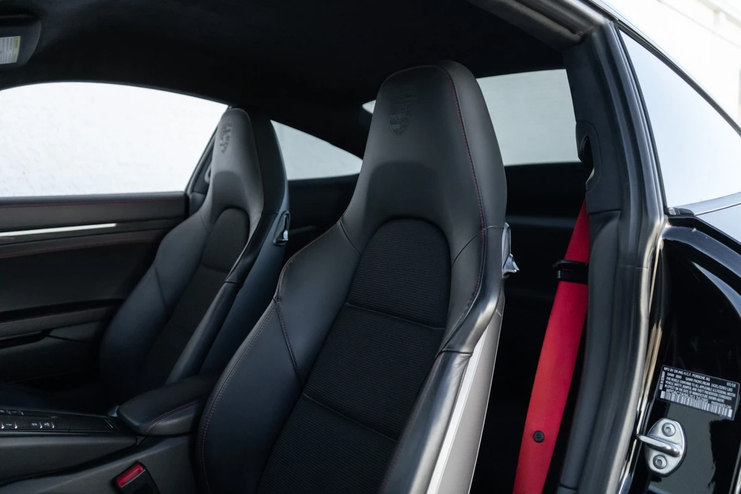 2018 Porsche 991 GT3 Touring - Image 26 of 31