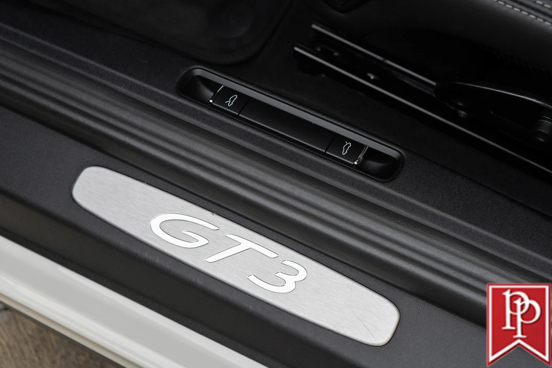 2018 Porsche 991 GT3 - Image 13 of 21