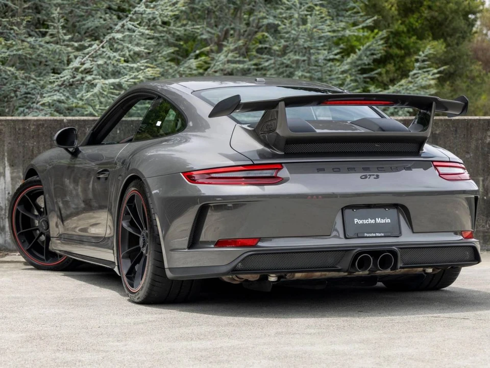 2018 Porsche 991 GT3 - Image 3 of 5