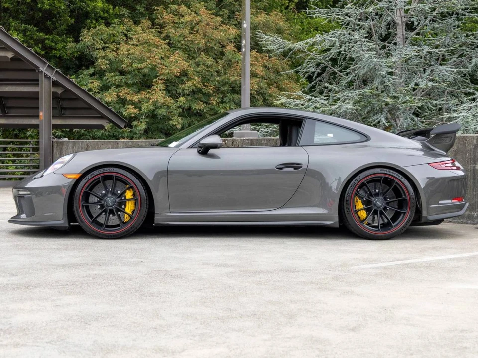 2018 Porsche 991 GT3 - Image 2 of 5