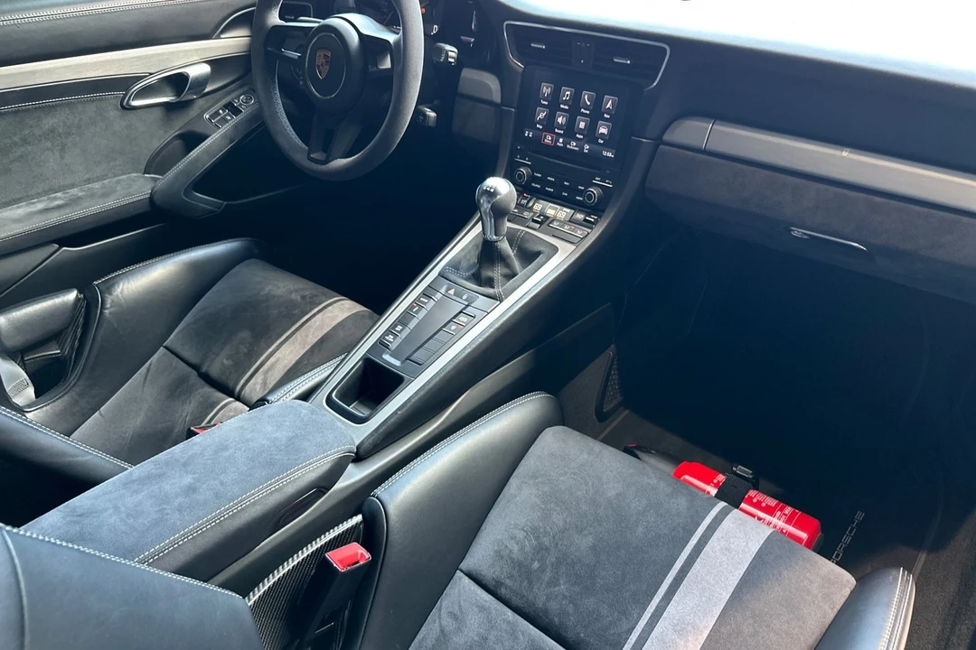 2018 Porsche 991 GT3 - Image 15 of 21