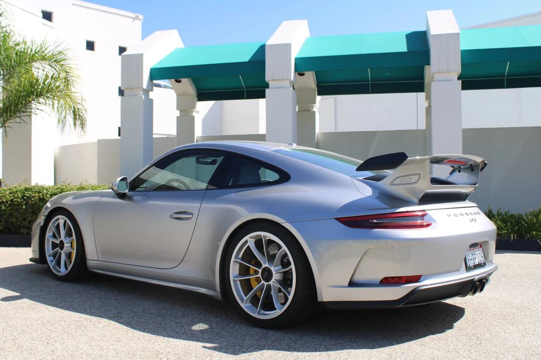 2018 Porsche 991 GT3 - Image 3 of 5