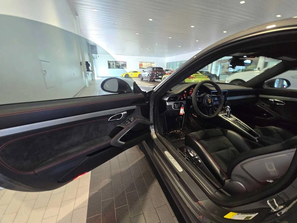 2018 Porsche 991 GT3 - Image 5 of 5