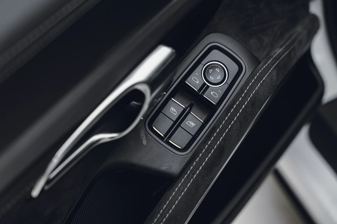 2018 Porsche 911 - Image 27 of 31