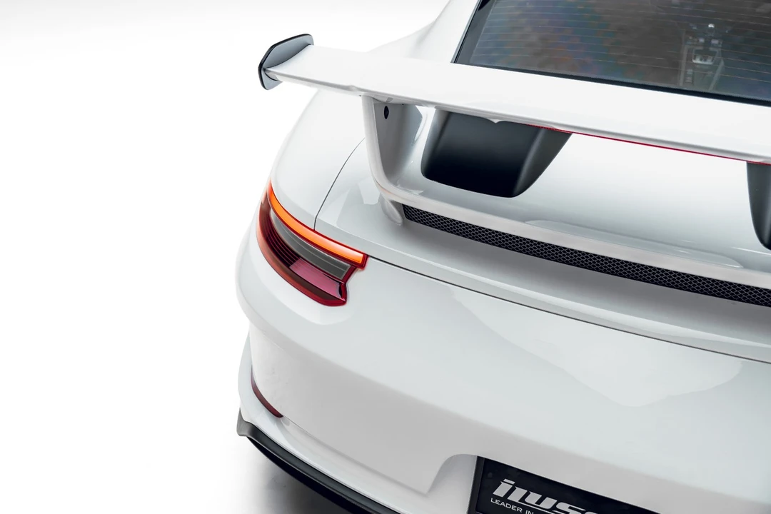 2018 Porsche 911 - Image 8 of 31