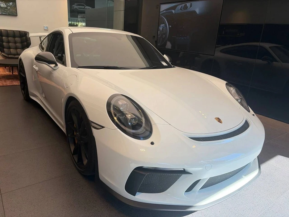 2018 Porsche 991 GT3 - Image 3 of 5