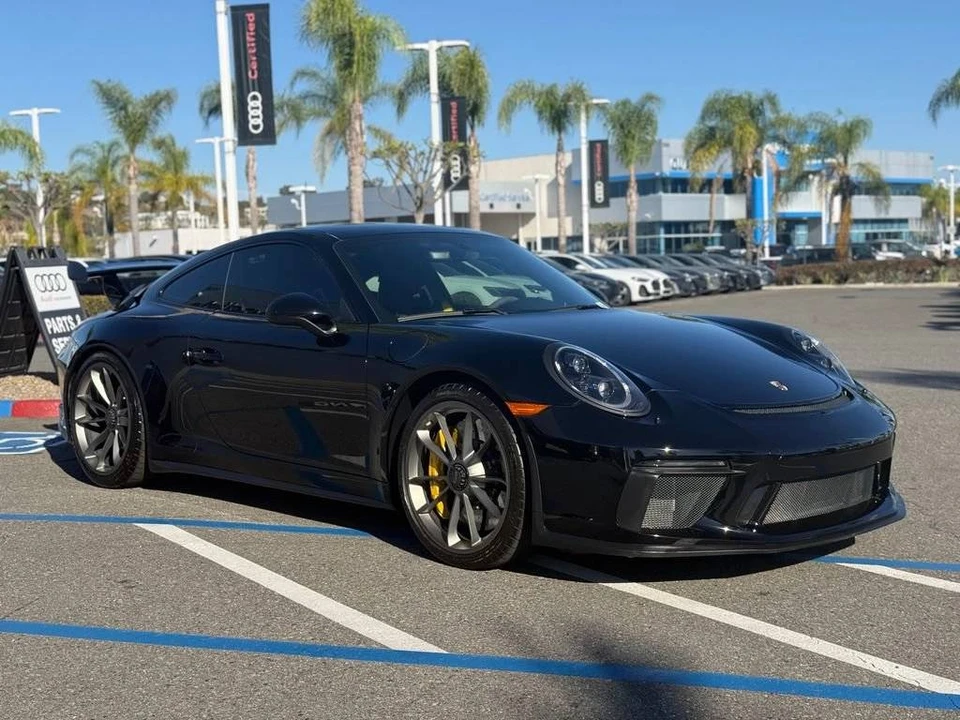 2018 Porsche 991 GT3 - Image 3 of 5