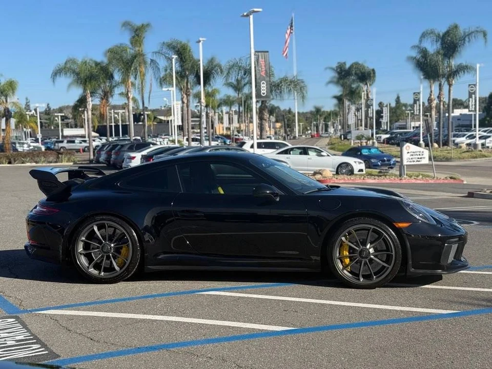 2018 Porsche 991 GT3 - Image 4 of 5